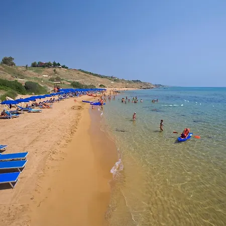 Отель Villaggio L'oasi Isola Di Capo Rizzuto