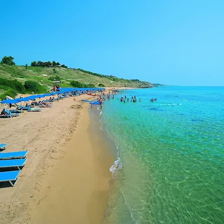 Отель Villaggio L'oasi 4*