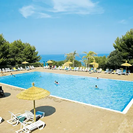 Villaggio L'oasi Отель