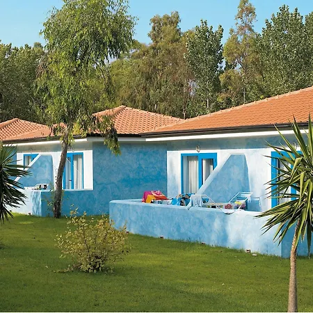 Villaggio L'oasi Hotel 4*