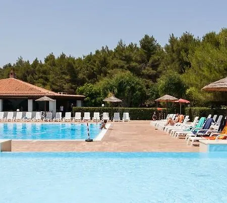 Villaggio L'oasi Отель 4*