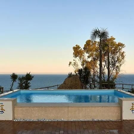 Villaggio L'oasi Отель 4*