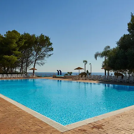 Villaggio L'oasi 4*