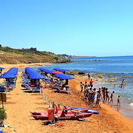 Villaggio L'oasi 4*