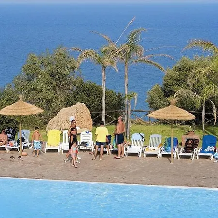 Отель Villaggio L'oasi Isola Di Capo Rizzuto