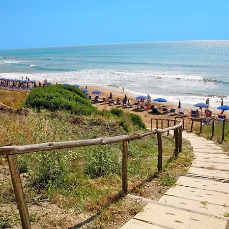 Hotel Villaggio L'oasi Isola Di Capo Rizzuto
